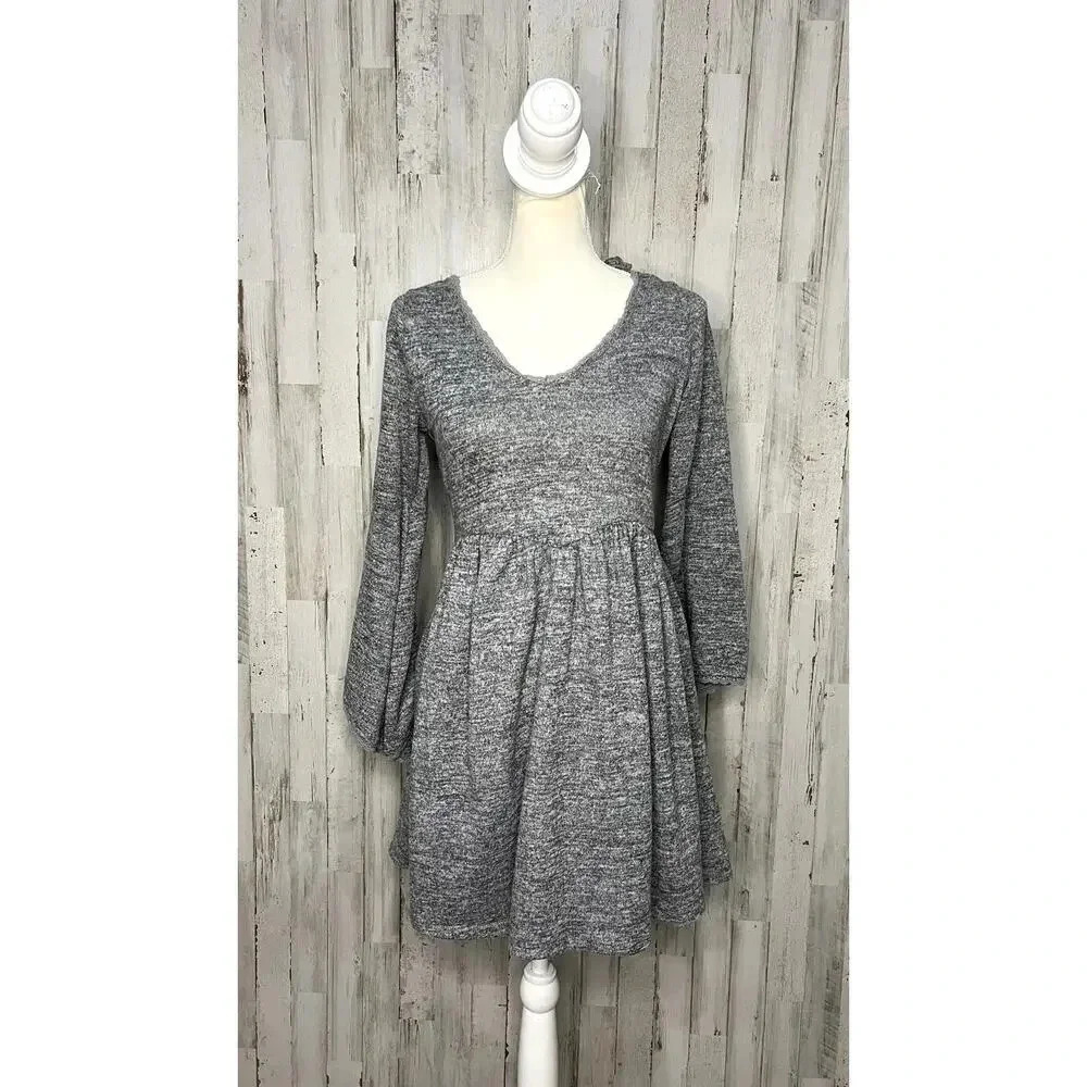 Altar'd State Women's Gray Knit Sweater Dress Size Small‎ Knee Length